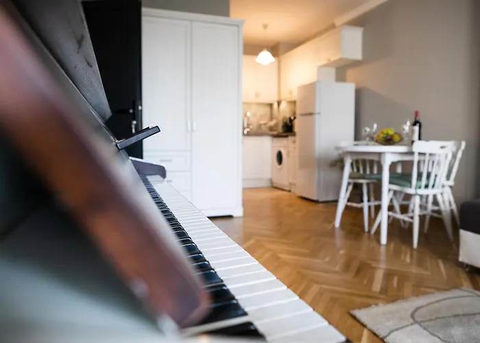 Seaside Garden Daire *