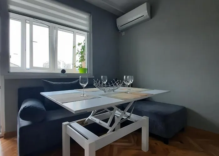 Daire Seaside Garden